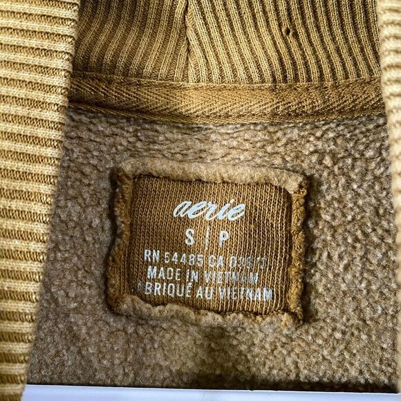 Aerie Mockneck Sweatshirt “Mountain Season” Size small with Pockets - Picture 6 of 8